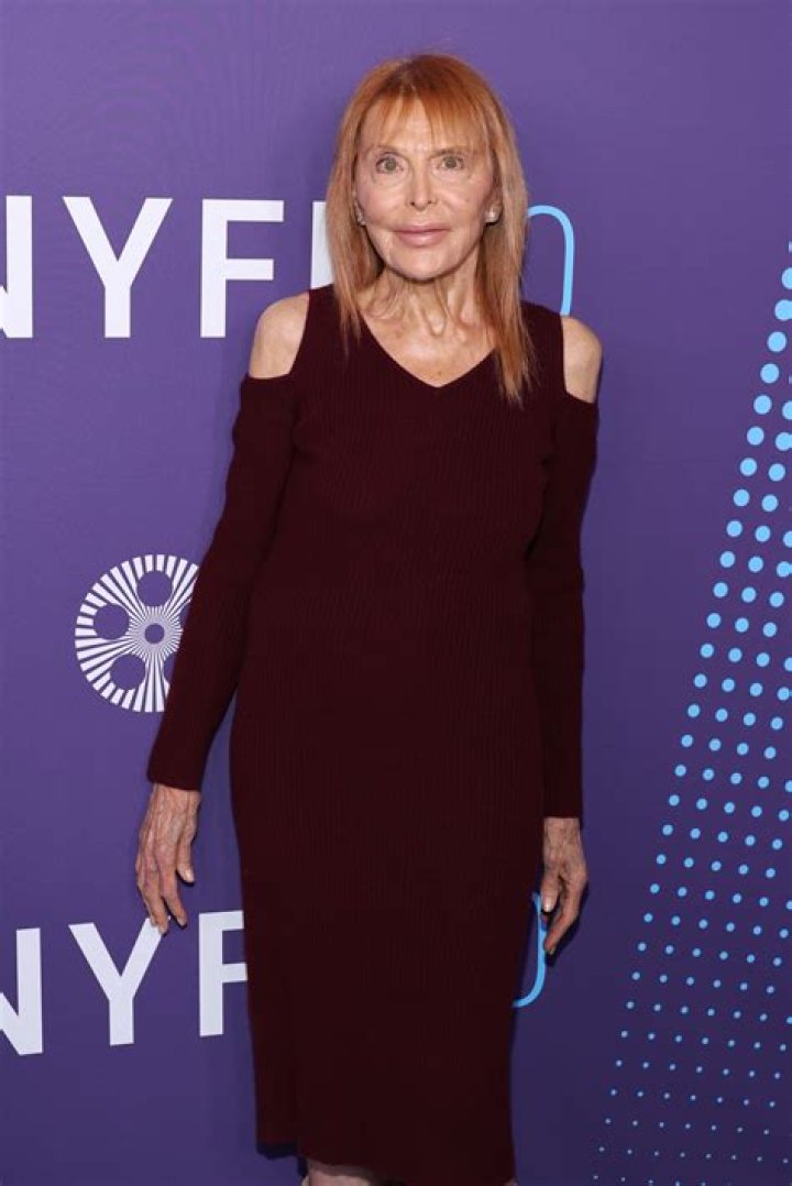 Dian Parkinson Bio, Wiki, Age, Height, Family, Husband, Kids, Movies, TV Shows, and Net Worth