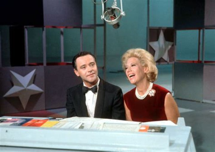 Jimmy Stewart And Dinah Shore: A Legendary Hollywood Pair