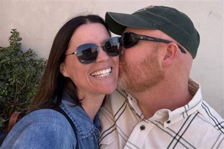 Leslie Davis Husband