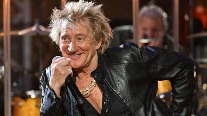 Rod Stewart Net Worth - How Much Does Rod Stewart Make? |